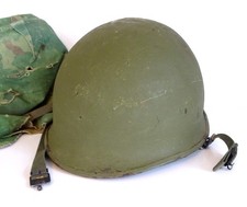 US ARMY M1 HELMET WITH VIETNAM