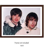 Liam noel gallagher - noel, hand