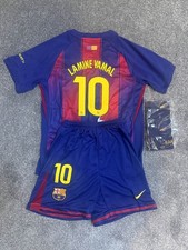 Lamine Yamal 10 Barca Home Kids Kit Ages 3-13 With Socks