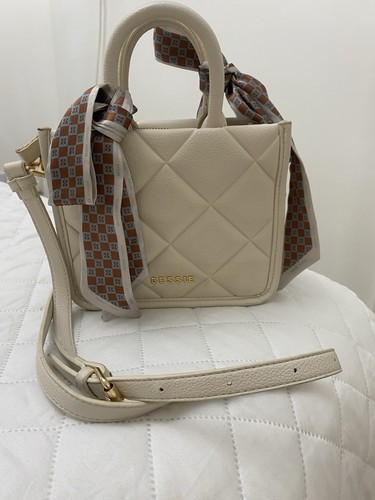 Bessie cream bag - bessie, with