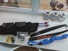 Rolan Left Handed Recurve Bow With 6x27 Inch Arrows, 1 Finger Tab And More