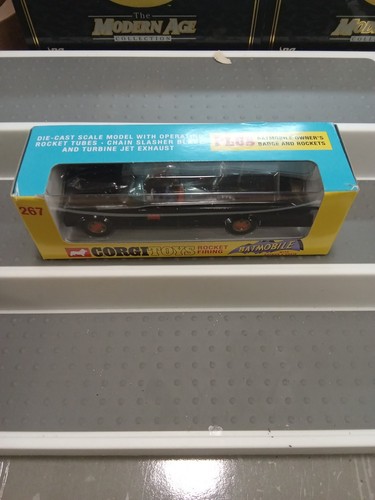 Batman corgi 267 batmobile - batman,