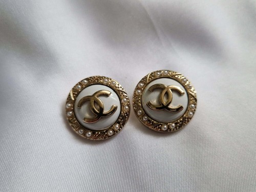 Lot two chanel gold - lot, of