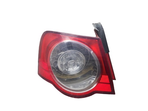 Volkswagen passat taillight - volkswagen,