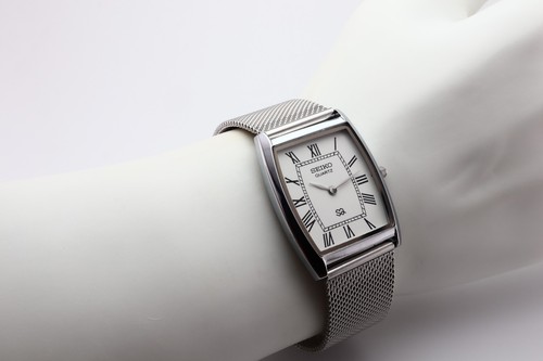 Vintage seiko slim tank quartz - seiko,