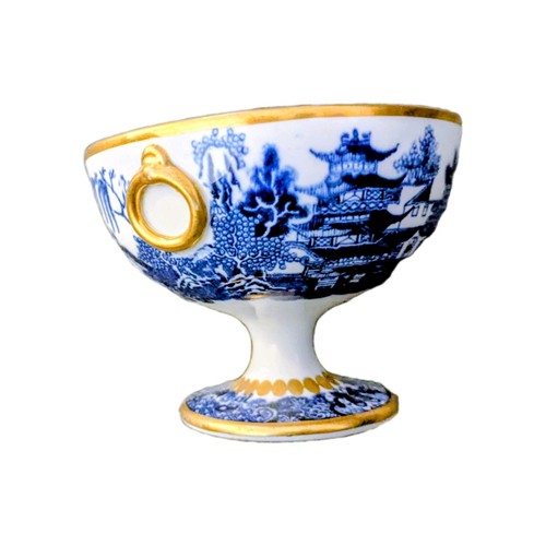 Davenport blue willow pattern - willow,