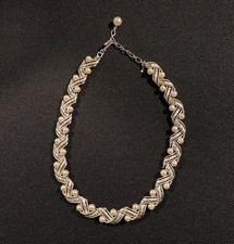 Stunning Vintage Silver Trifari Garland Faux Pearl Elegant Necklace 17’