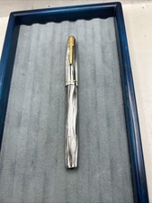 VINTAGE WATERMAN 502 FOUNTAIN PEN IN GREY PEARL STRAITED  14K FINE NIB