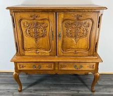 Amazing Vintage French Louis XIV/ Sideboard / Cabinet (LOT 2936)