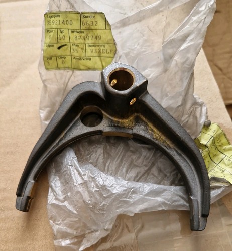 New saab 5 gear selector - gear,
