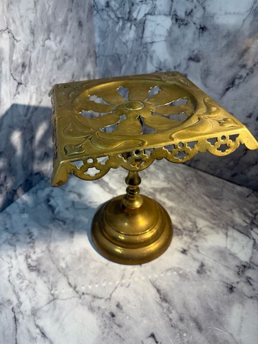 Antique victorian brasstrivet - antique,