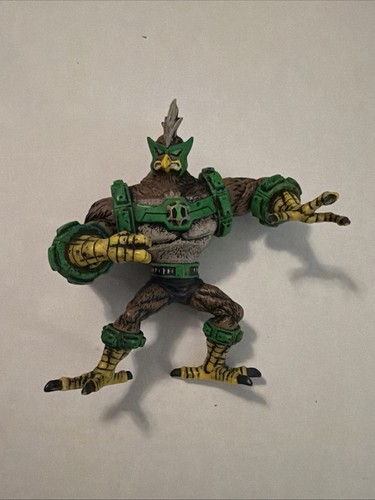 Ben ten kickin - hawk, figure