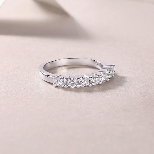 7ct seven stone engagement - 0.7ct,
