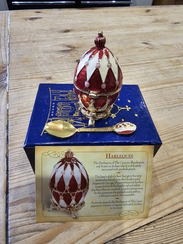 Atlas egg trinket - box, with