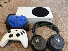 Xbox Series S 512GB Boxed With 2 Controllers, A Headset And External Hard Drive