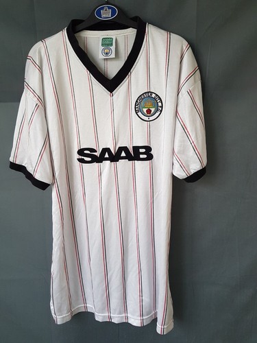 Manchester city retro away - city,
