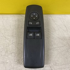 2008-2012 RENAULT MEGANE MK3 FRONT RIGHT WINDOW CONTROL SWITCH 809610004R