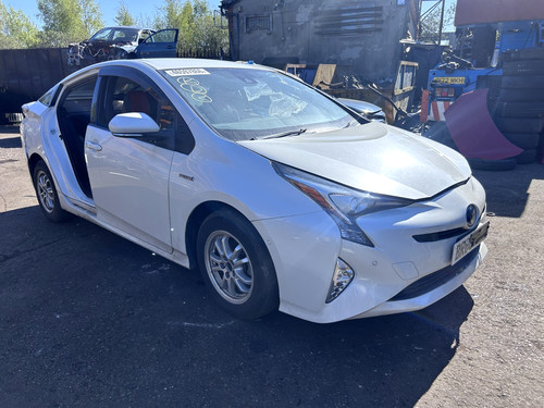 Toyota prius mk4 2016 - toyota,
