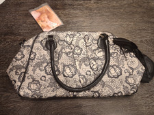 Jessica Simpson Pretty Black &