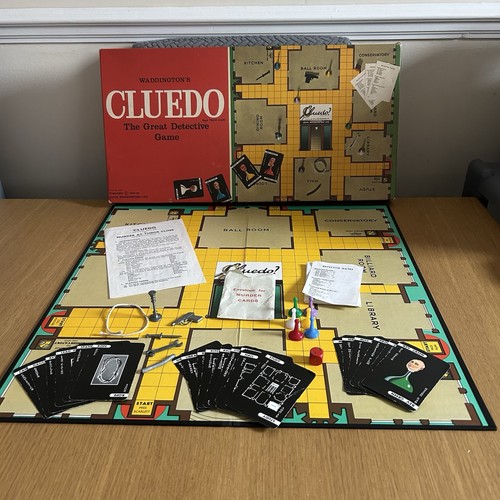 Waddingtons cluedo board game - waddingtons,