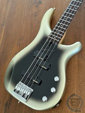 Fernandes Revolver