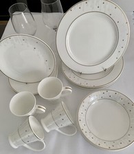 Dinner Set 16 piece Fine Bone