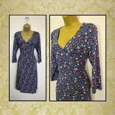Pretty Seasalt Size 10 Navy