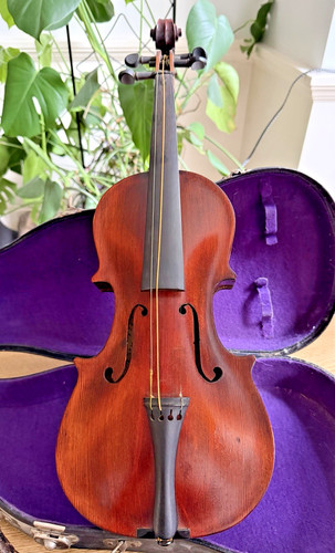 Antique violin fiddle - violin, musical