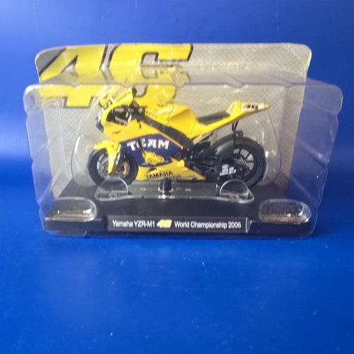 Scale diecast model - 1/18,
