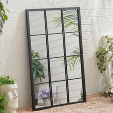 Window Style Black Frame