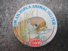 Golden Wonder Pin Badge Button (L6B)