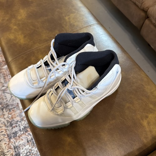 Size jordan 11 retro - 9,