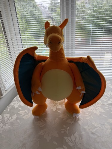 Pokemon charizard giant plush - pokemon,