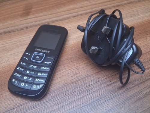 Samsung e1200 black - gt-e1200,