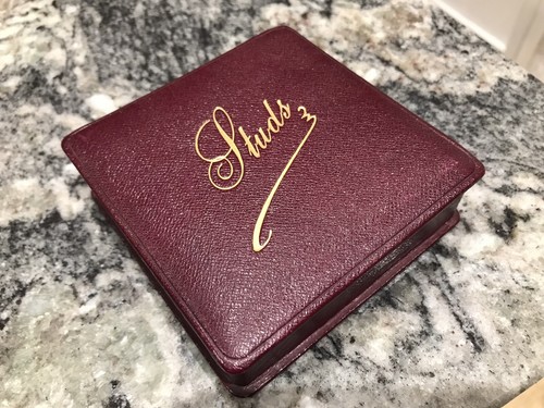 Gorgeous vintage stud box - vintage,