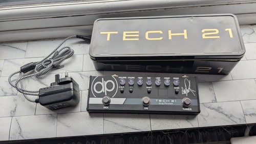 Tech dug pinnick bass - tech, 21