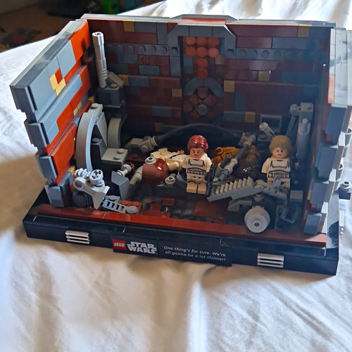 Lego star wars 75339 - star,