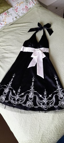 Black and white cream - black,