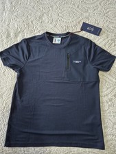 BNWT PRADA T shirt. Prada