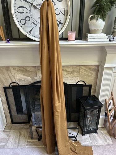Unlabeled fabric bolt - -, 180's