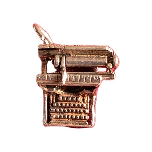 Typewriter silver 1 gms - silver,