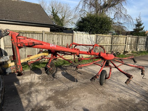 Lely hay tedder - hay,