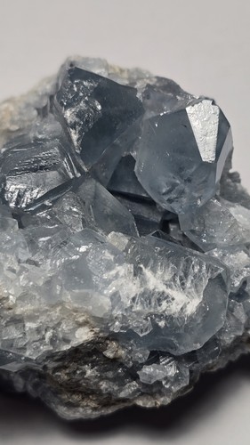 8cm celestine specimen - celestine,