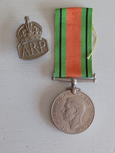 Ww2 british defence - defence, medal