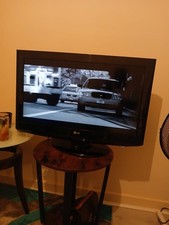 LG 1080P Full HD LED 37 Inch TV Black with Stand HDMI USB