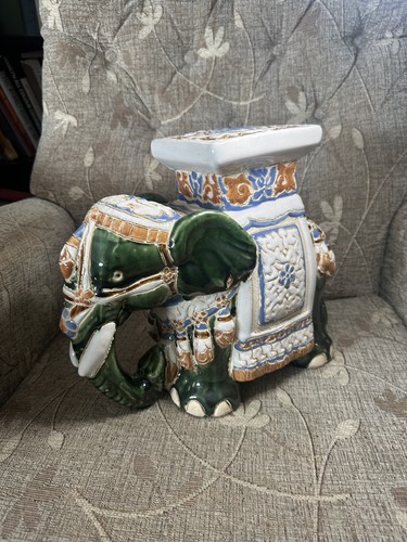 Vintage large chinese ceramic - large,