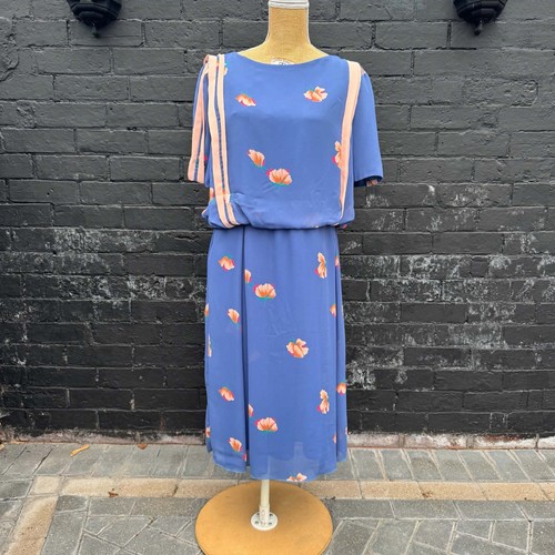 Vintage blue apricot - &,