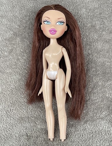 Bratz doll wintertime - doll,