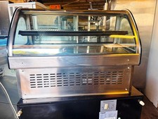 Commercial Small 90 cm wide Counter Top Display Fridge / Chiller with Glass Door