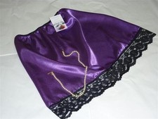 SHINY SATIN AND LACE HALF